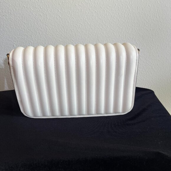 kate spade Dakota Trapunto Medium Convertible Shoulder Bag - Picture 2 of 5